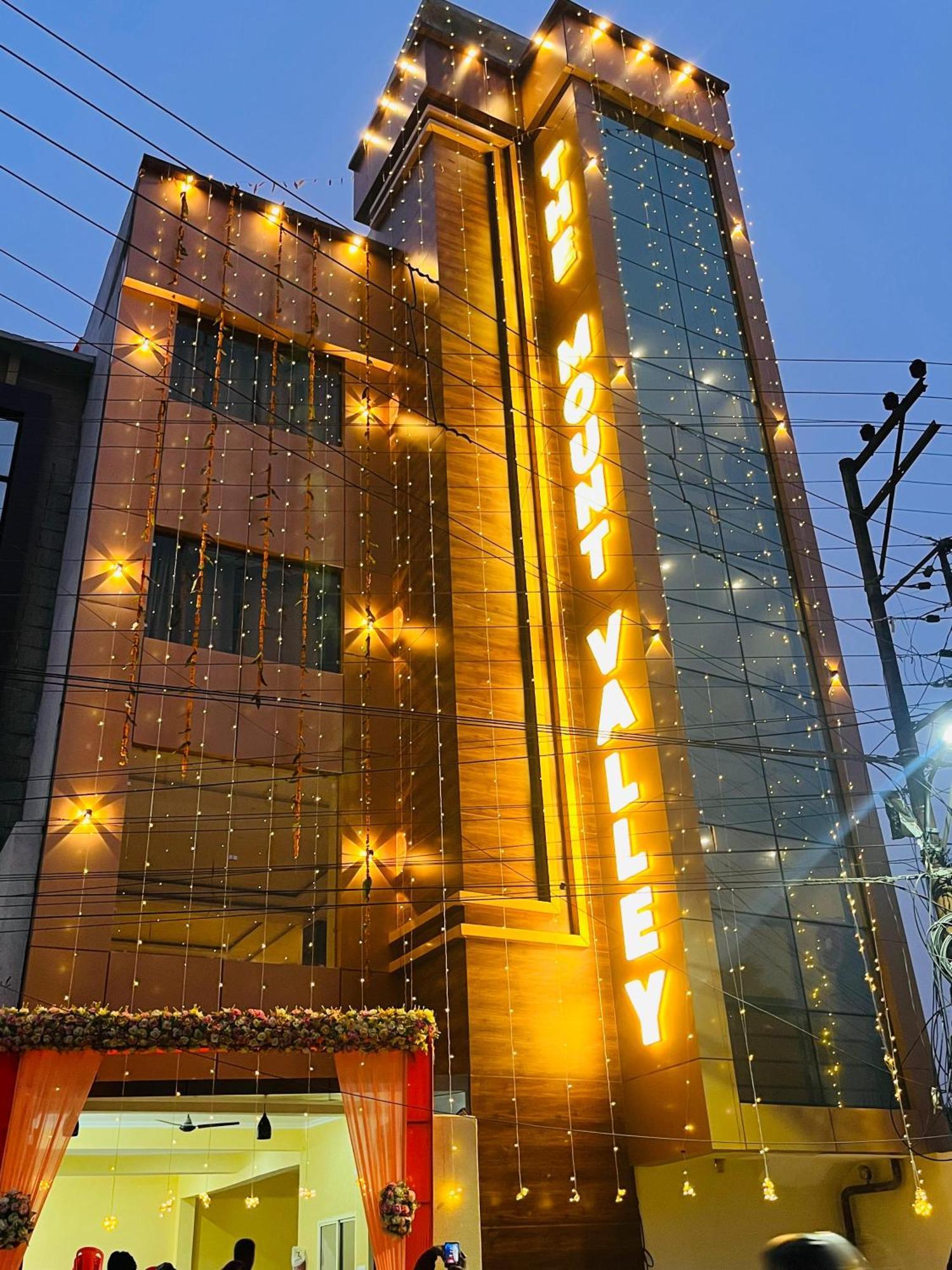 The Mount Valley Hotel Haldwani Bagian luar foto